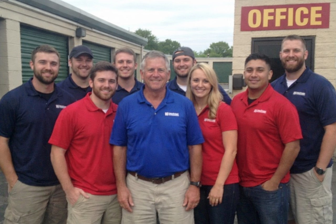 Water damage restoration professionals in El Monte, CA